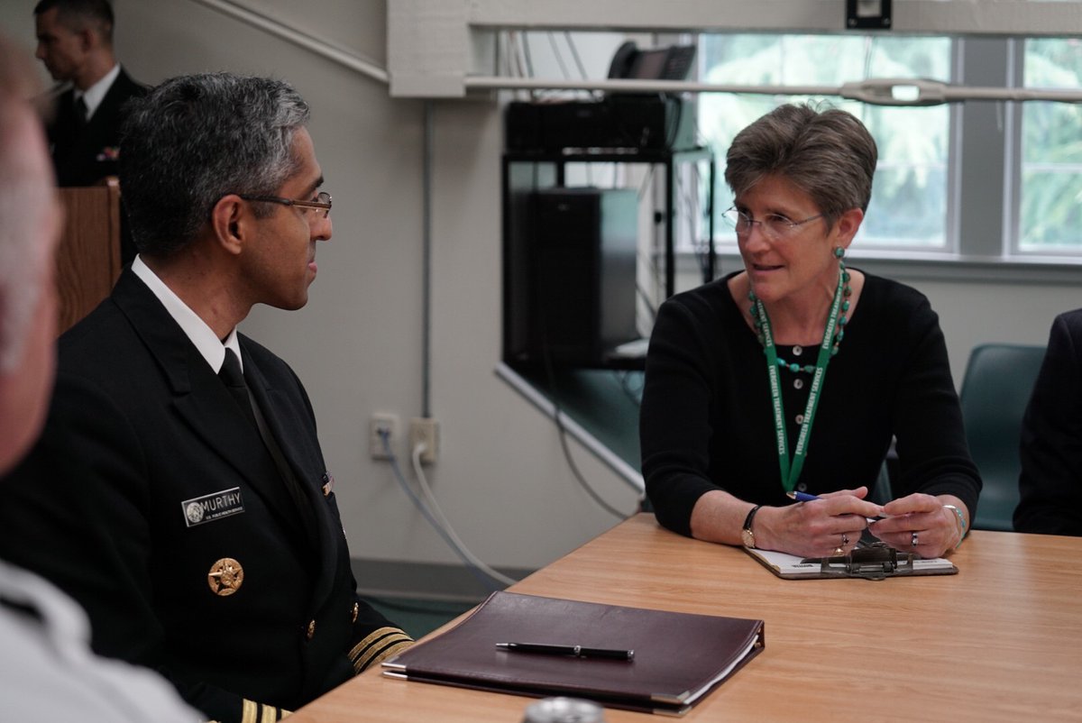  Molly Carney, Executive Director at Evergreen Treatment Services, meets with Surgeon General Vivek Murthy
